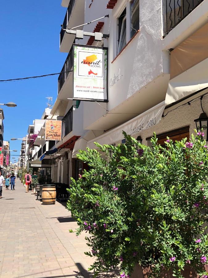 Nanit Rooms Ibiza Hostal Santa Eularia des Riu Exteriér fotografie