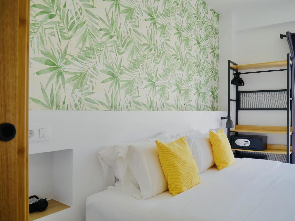 Nanit Rooms Ibiza Hostal Santa Eularia des Riu Exteriér fotografie