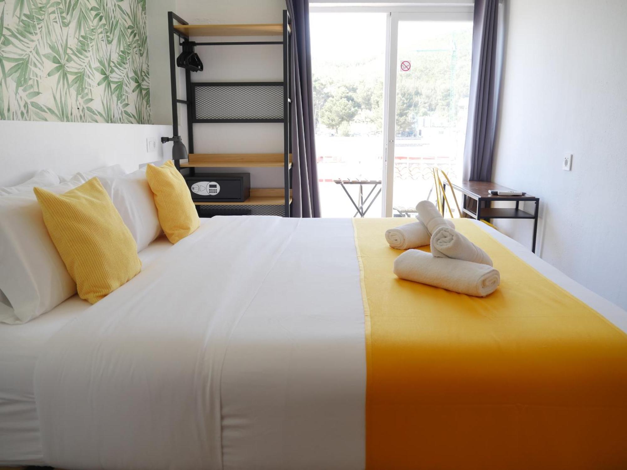 Nanit Rooms Ibiza Hostal Santa Eularia des Riu Pokoj fotografie