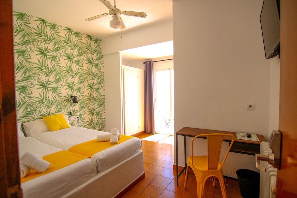 Nanit Rooms Ibiza Hostal Santa Eularia des Riu Exteriér fotografie